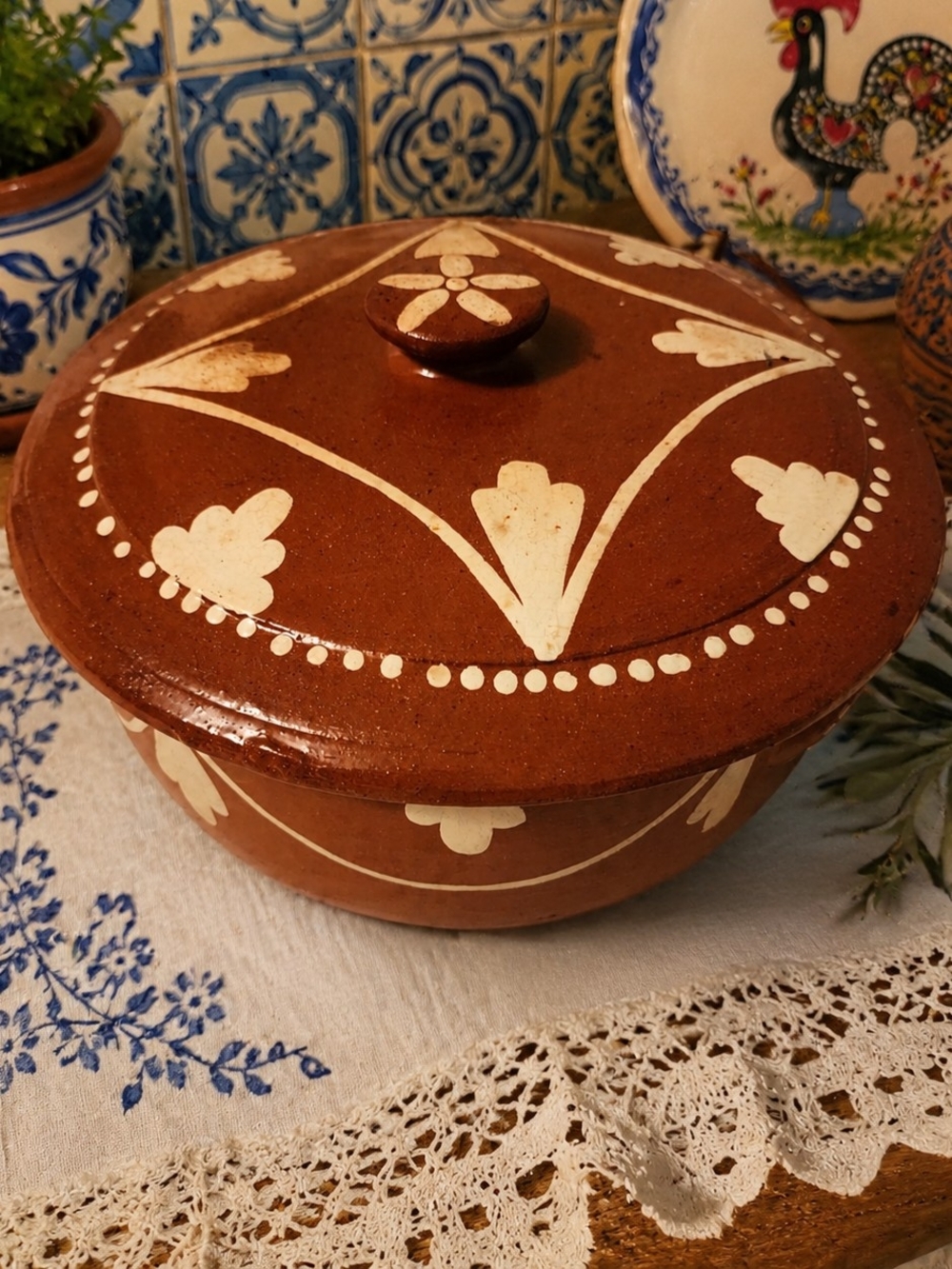 Cooking Portuguese Cazuela Terra Cotta Casserole 8"  Lid Red Clay Pottery SIGNED
